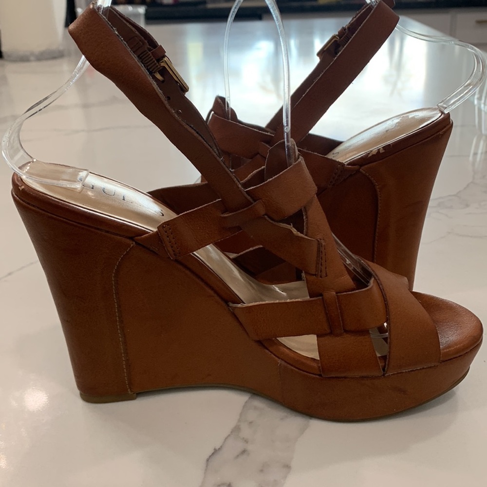 Guess Wedge Brown Strap Sandals. Size 8